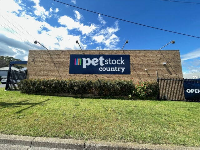 Petstock Country Signage, Cessnock, NSW